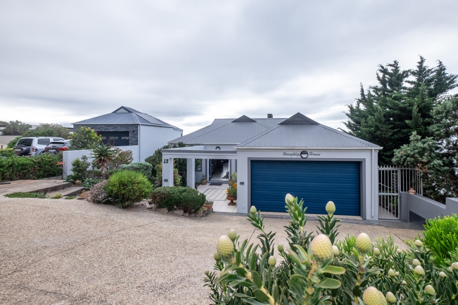 5 Bedroom Property for Sale in Murdock Valley Western Cape